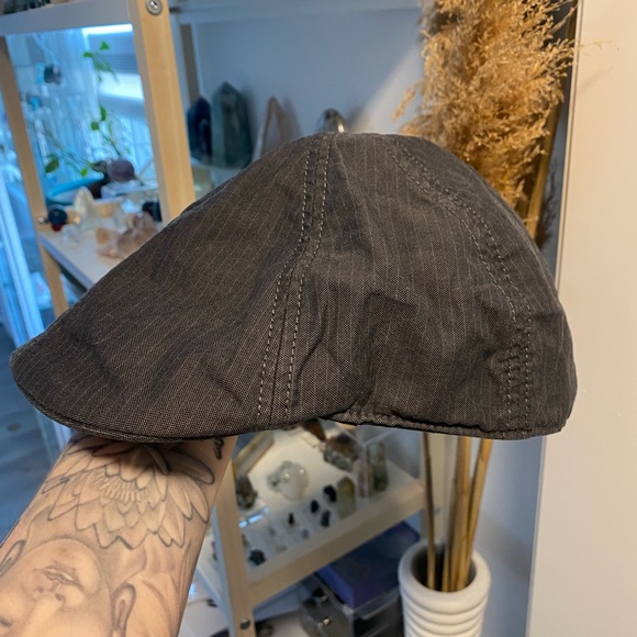 GAP golf hat - unisex M/L - very cute “old man” style - Picture 2 of 5